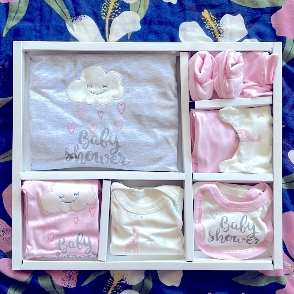 Brand New Baby Layette Set 10 Pieces Newborn Girl 0-3 months Gift Set Poppy Pink